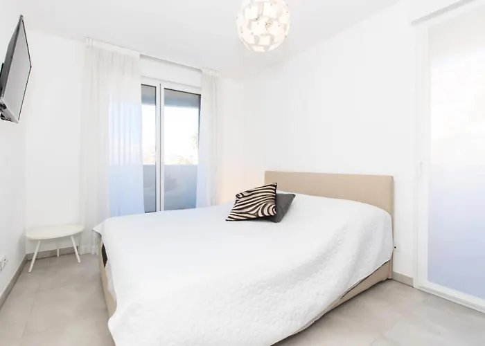 3p Terrasse Et Piscine A 15min A Pied Du Palais - 3p Terrasse Et Piscine A 15min A Pied Du Palais Mae-1663 Apartmán