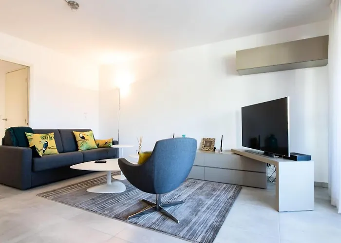 Apartmán 3p Terrasse Et Piscine A 15min A Pied Du Palais - 3p Terrasse Et Piscine A 15min A Pied Du Palais Mae-1663