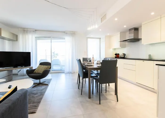 3p Terrasse Et Piscine A 15min A Pied Du Palais - 3p Terrasse Et Piscine A 15min A Pied Du Palais Mae-1663 Apartmán Cannes